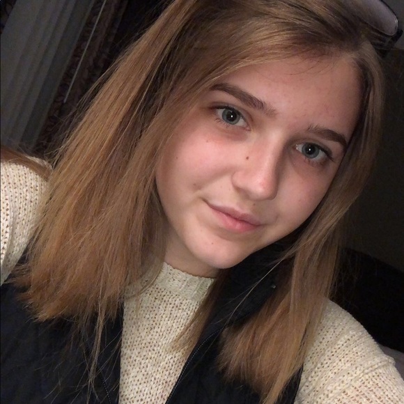 Meet your Posher, Mya - Picture 1 of 1